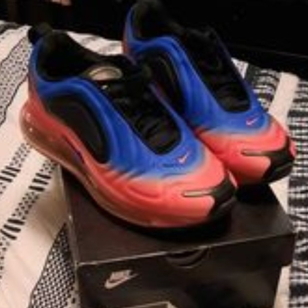 Nike size 6.5 like new